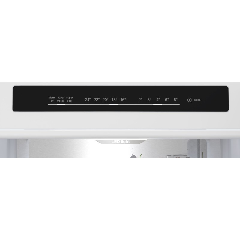BOSCH - Combinado Serie 6 No Frost KGN39AIAU