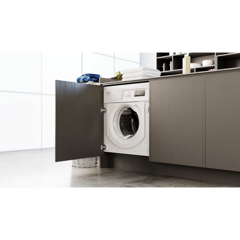 HOTPOINT - Máq. Lavar Roupa BI WMHG 81485 EU