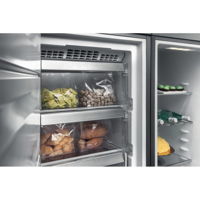 HOTPOINT - Congelador Vertical UH8 F3D XI