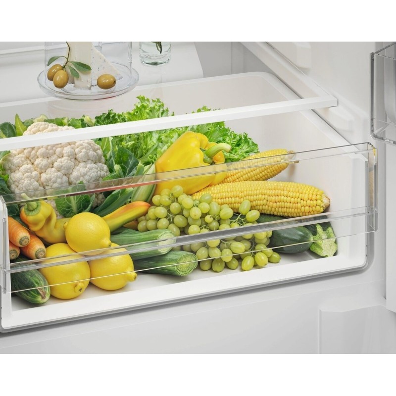 ELECTROLUX - Combinado Encastre LNN3CE18S