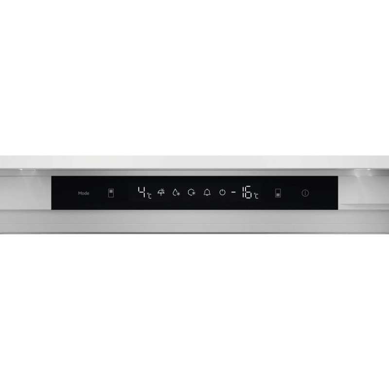 ELECTROLUX - Combinado Encastre LNN3CE18S