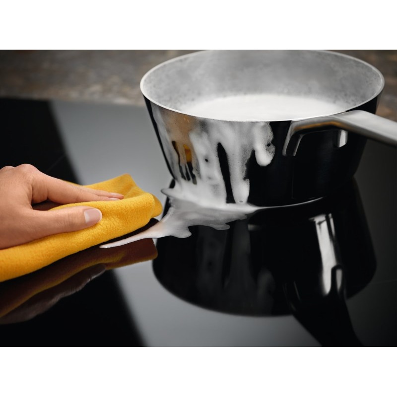 Electrolux KDI641723K Placa Mista de Indução e Gás, 4 Zonas (2 Indução + 2 Gás), 60 cm, Preto - 7332543849383