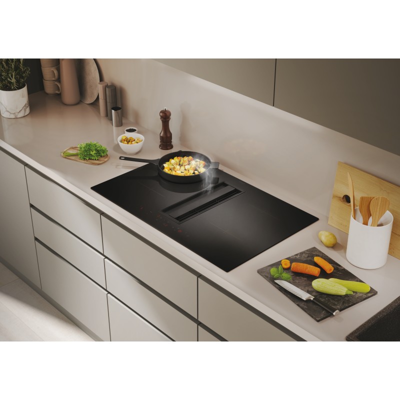 Candy CIH 8I4CF Placa de Indução, 4 Zonas, 83 cm, Exaustor Integrado, Preto - 8059019091723